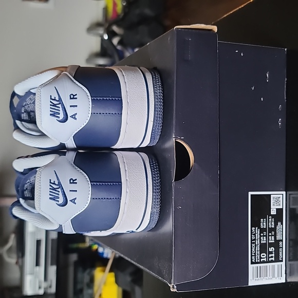 Men's Nike Air Force 1 '07 LV8 - Picture 4 of 6